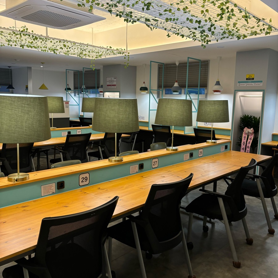 [블로그 기자단] 레즈고스터디카페 방학*