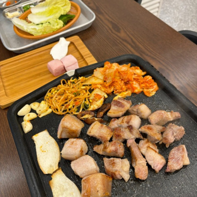 청주맛집 이담리에서 초벌 삼겹살 맛있게 즐겨요