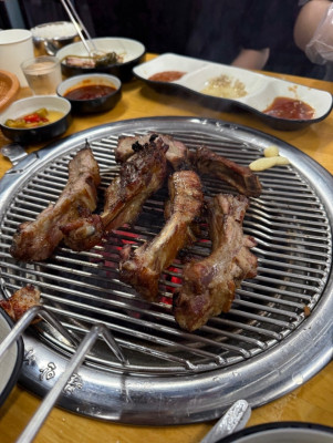 보라동회식장소 기흥구 아지트 초벌구이