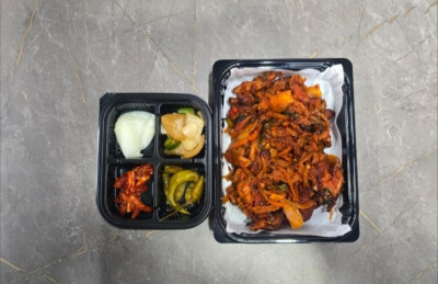 [오리대장본점] 오리 덕후 직장인의 솔로 힐링 타임