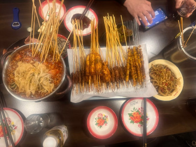 중국 본연의 맛을 느낄 수 있는 고척돔 맛집 소매점양꼬치
