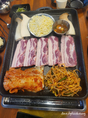 제주함덕흑돼지 맛집은 윤가네흑돼지라네~